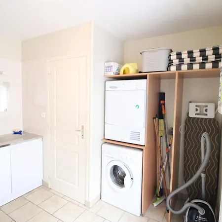 Maison De Caractere Renovee Au Coeur Du Cantal Avec Jardin Clos, Cheminee Et Wifi - 6 Pers - Fr-1-742-476